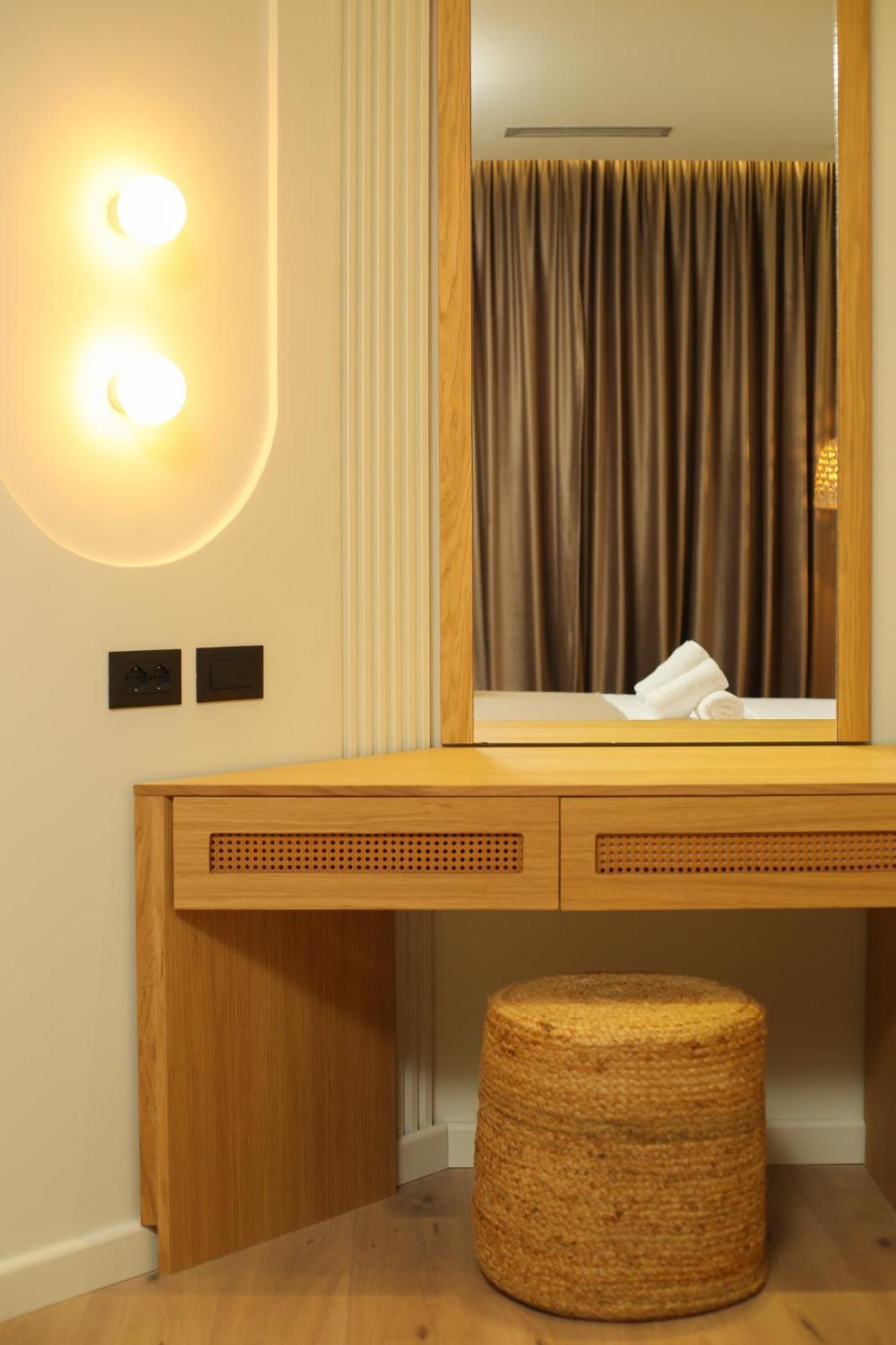 Hotel Brooklyn Vlore Bagian luar foto