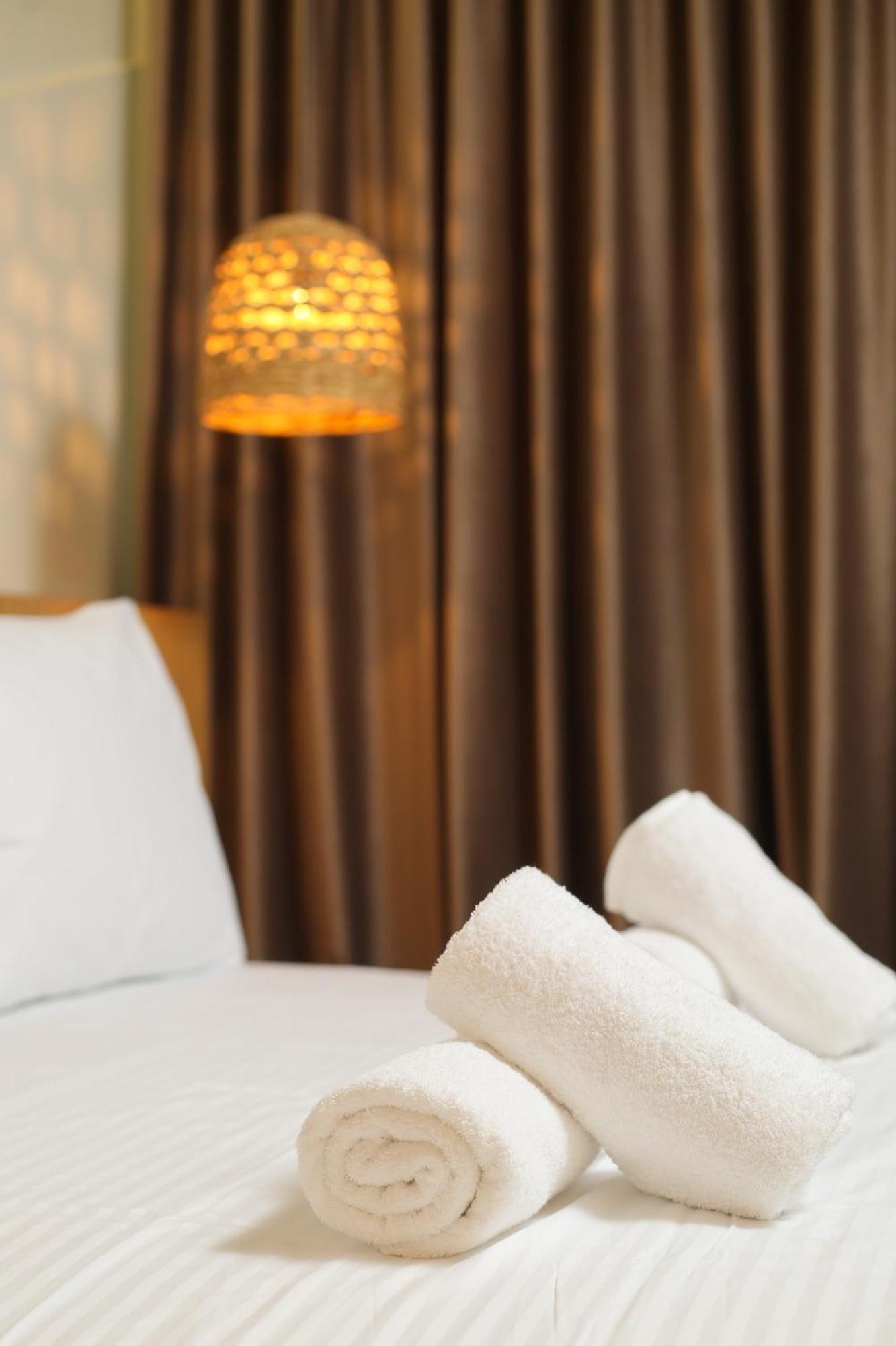 Hotel Brooklyn Vlore Bagian luar foto