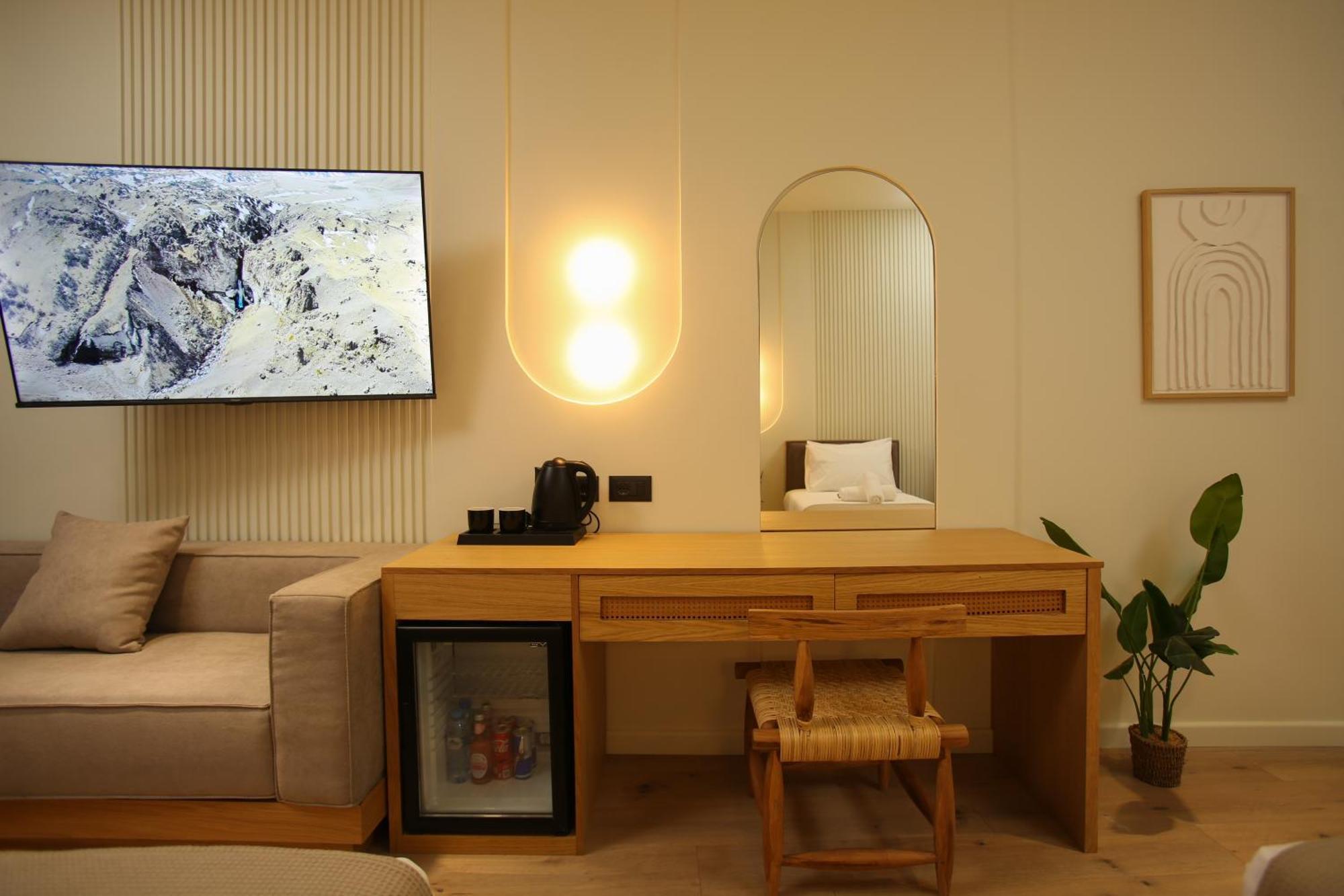 Hotel Brooklyn Vlore Bagian luar foto